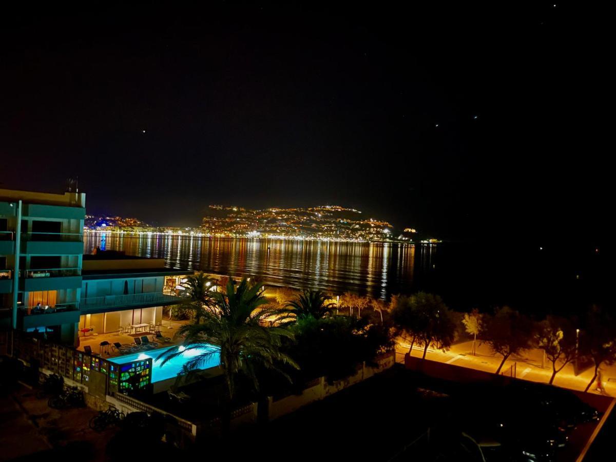 Appartement Studio Roses Beach